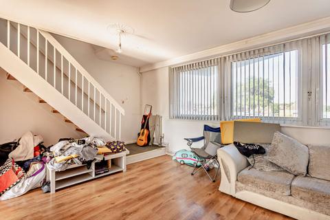 2 bedroom maisonette for sale, Farmstead Road, Corby NN18