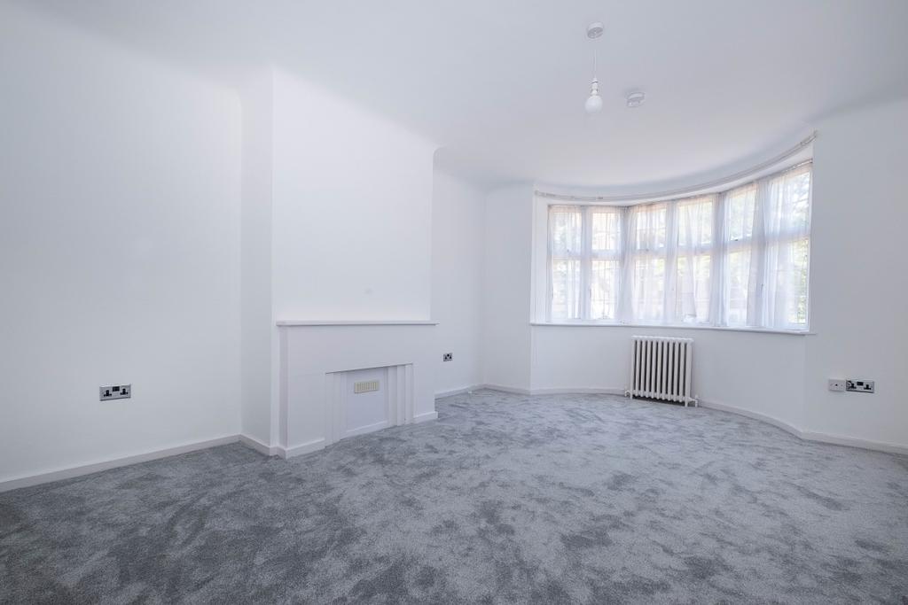 Apartment in London - View 3