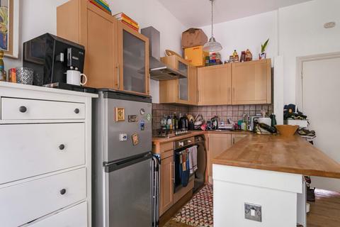 1 bedroom apartment to rent, Pentonville Road, London, N1