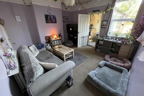 2 bedroom terraced house for sale, Lime Grove, Newark