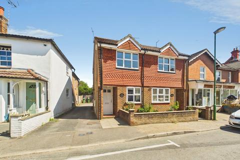 2 bedroom maisonette for sale, Trafalgar Road, Horsham RH12