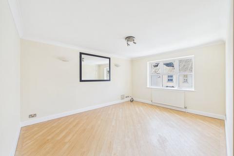 2 bedroom maisonette for sale, Trafalgar Road, Horsham RH12