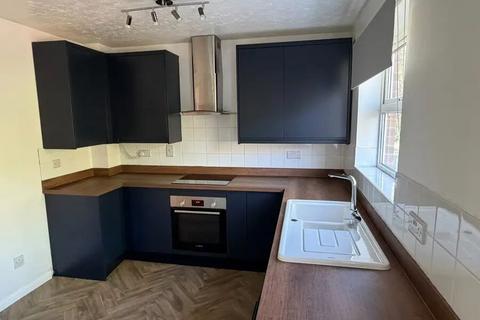 3 bedroom end of terrace house to rent, Cormack Lane, Fernwood, Newark, Nottinghamshire.