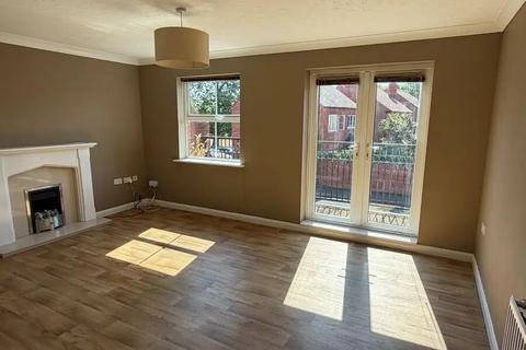 3 bedroom end of terrace house to rent, Cormack Lane, Fernwood, Newark, Nottinghamshire.