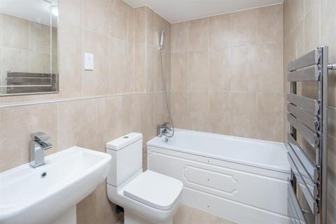 undefined, Orchard Road, Twickenham TW8