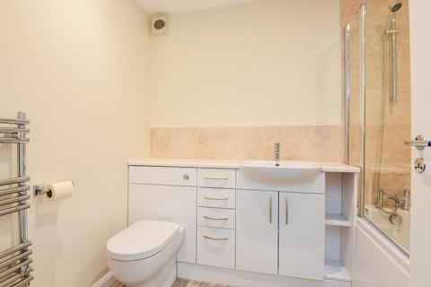 Studio for sale, Victory Way, Surrey Quays, London, SE16