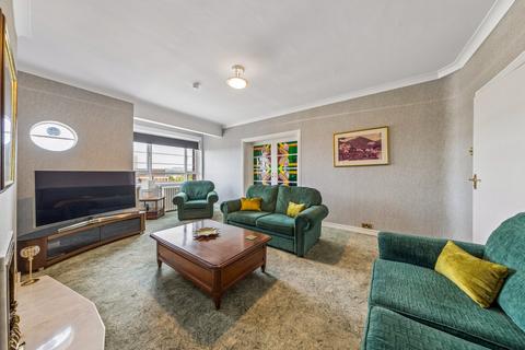 3 bedroom apartment for sale, Kelvin Court, Kelvinside, Glasgow