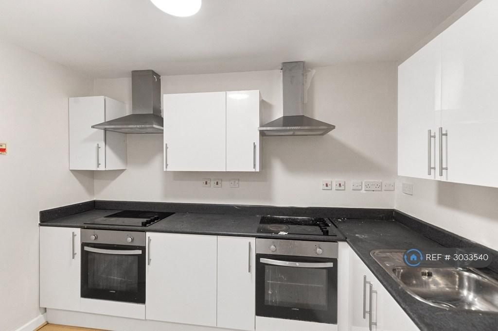 Apartment in Hornchurch - More