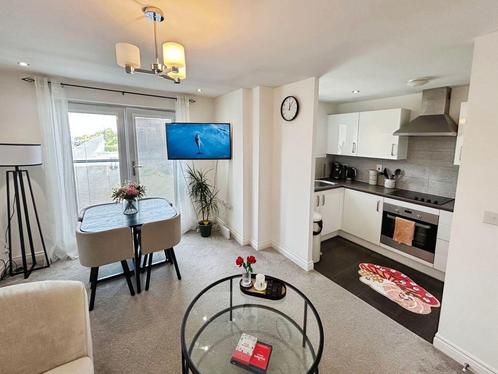 Apartment in Newcastle Upon Tyne - View 2