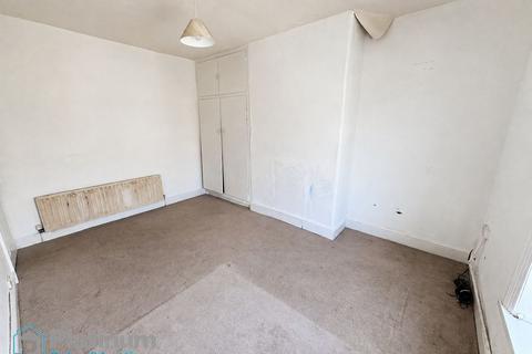 2 bedroom terraced house to rent, Blackhouse Road, Huddersfield