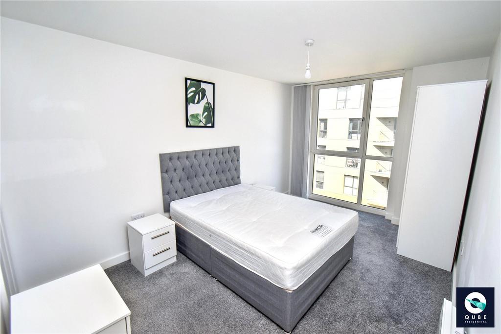 House in Salford, Blackfriars, Lower Broughton - More