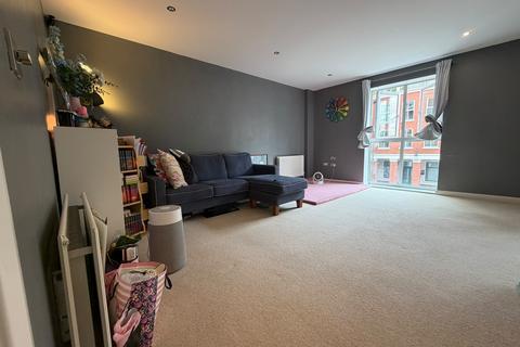 2 bedroom apartment to rent, Waterside, Shirley B90