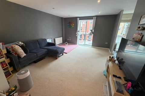 2 bedroom apartment to rent, Waterside, Shirley B90