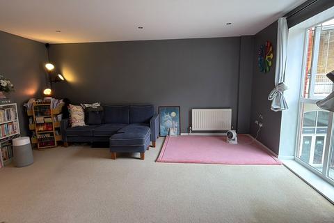 2 bedroom apartment to rent, Waterside, Shirley B90