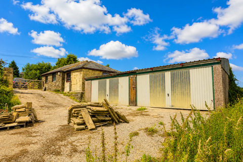 4 bedroom farm house for sale, Long Causeway, Blackshaw Head HX7