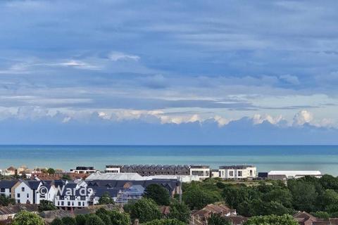 4 bedroom detached house for sale, Redbrooks Way, Hythe CT21