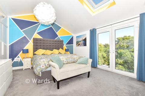 4 bedroom detached house for sale, Redbrooks Way, Hythe CT21