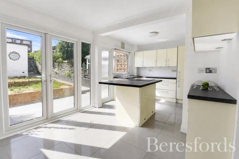 3 bedroom terraced house for sale, River Road, Brentwood, CM14