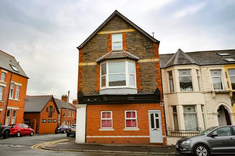 3 bedroom ground floor flat to rent, Monthermer Road, Cathays, Cardiff, CF24 4RA