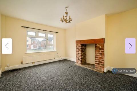 4 bedroom semi-detached house to rent, Drighlington, Bradford, BD11