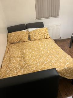4 bedroom semi-detached house to rent, Villiers Street, Coventry CV2