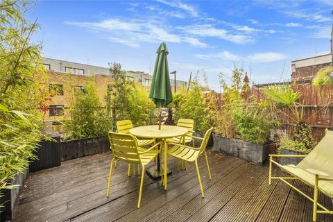 3 bedroom flat to rent, Liverpool Road, Islington, London, N1