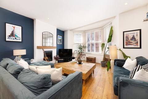 Upper Richmond Road, London, SW15