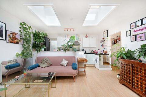 1 bedroom flat to rent, Upper Richmond Road West, East Sheen, London, SW14