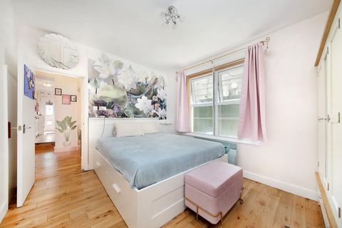 1 bedroom flat to rent, Upper Richmond Road West, East Sheen, London, SW14
