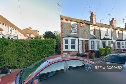 3 bedroom end of terrace house to rent, Brighton Road, Reading, RG6