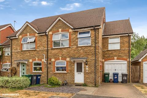 Sandwick Close, London, NW7