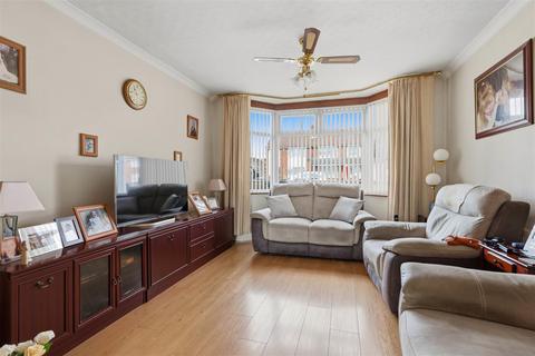 3 bedroom terraced house for sale, Beake Avenue, Coventry