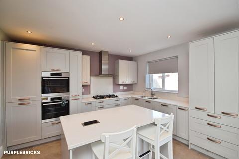 4 bedroom detached house for sale, Pen-y-Wal Drive, Newport, NP18