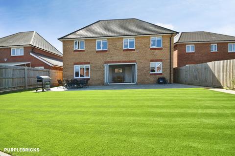 4 bedroom detached house for sale, Pen-y-Wal Drive, Newport, NP18