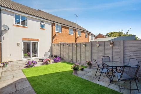2 bedroom end of terrace house for sale, Cotton Road, PORTSMOUTH, Hampshire, PO3