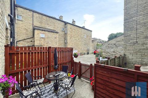 2 bedroom terraced house for sale, Harley Street, Brighouse, HD6