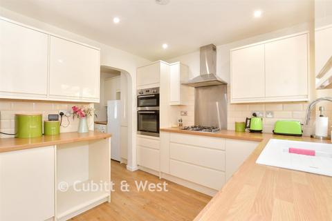 3 bedroom terraced house for sale, Covert Close, Crawley RH10