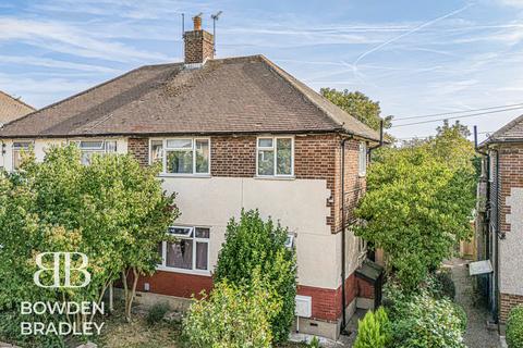 Dryden Close, Hainault, IG6