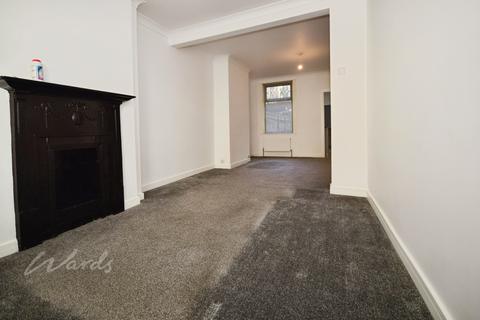 2 bedroom end of terrace house to rent, Dale Street Chatham ME4
