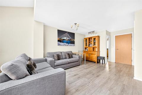 2 bedroom terraced house for sale, Griggs Close, Ilford