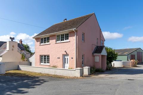 3 bedroom detached house for sale, Ffordd Yr Afon, Haverfordwest SA62