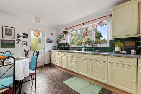 3 bedroom detached house for sale, Ffordd Yr Afon, Haverfordwest SA62