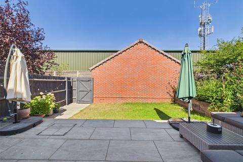 3 bedroom semi-detached house for sale, Red Kite Road, Oxfordshire OX39