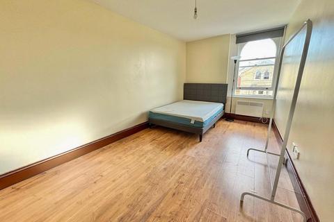 2 bedroom apartment to rent, West Shrubbery, Bristol BS6