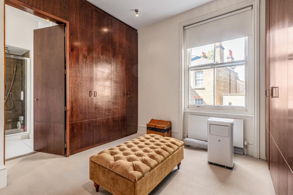House in London - More