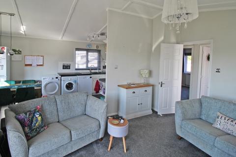 2 bedroom park home for sale, Teme Valley Park, Burford, WR15