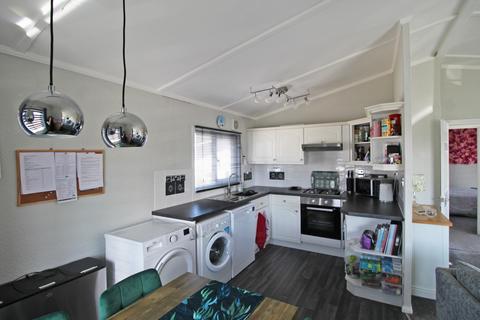 2 bedroom park home for sale, Teme Valley Park, Burford, WR15