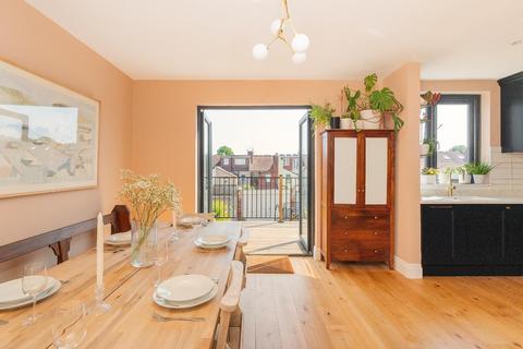 5 bedroom terraced house for sale, Runswick Road, Brislington