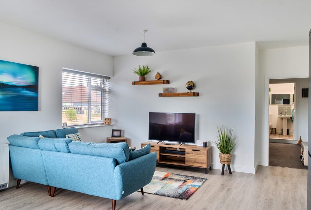Apartment in Kingswood, Blackhorse, Emersons Green - View 3