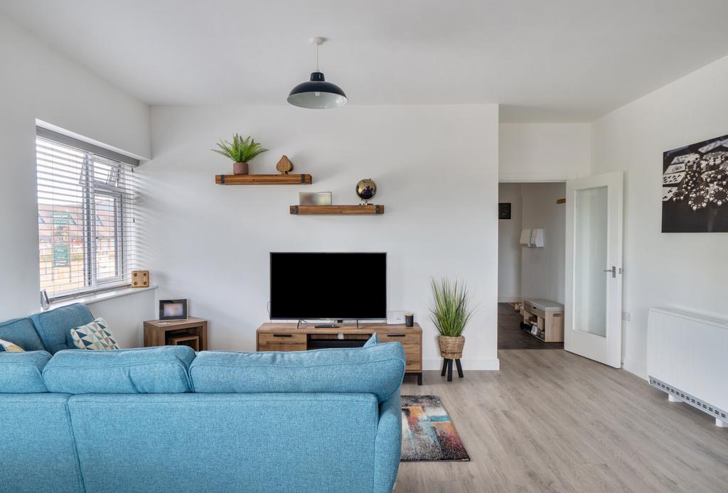 Apartment in Kingswood, Blackhorse, Emersons Green - View 5